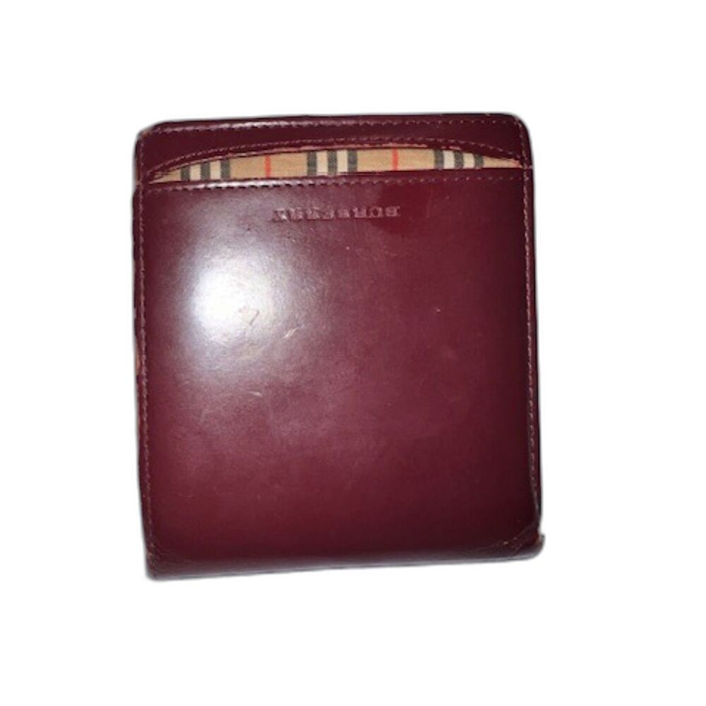 GUC Burberry Smooth Leather Bifold Wallet
